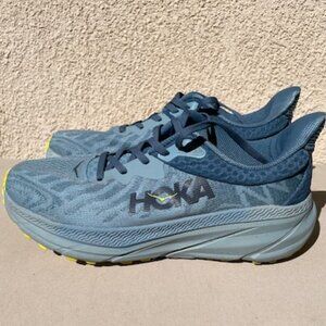 Women's Hoka shoes. Size 10. Like new.